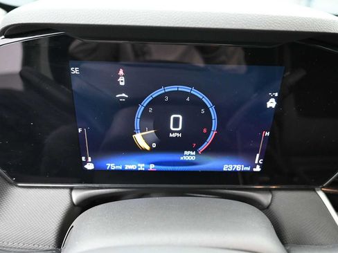 Used 2025 Chevrolet TrailBlazer LT w/ LT Cold Weather Package AWD/4WD image 7
