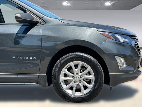 Used 2018 Chevrolet Equinox LS FWD image 33