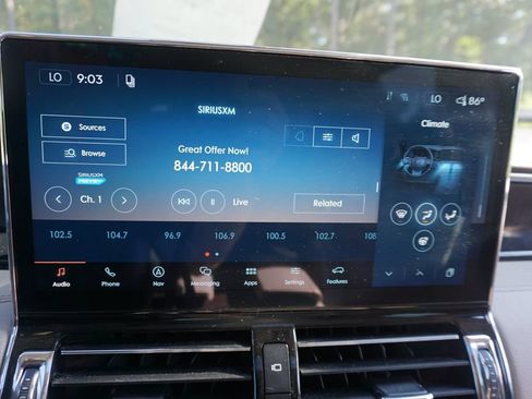 Used 2022 Lincoln Navigator Reserve AWD/4WD image 10