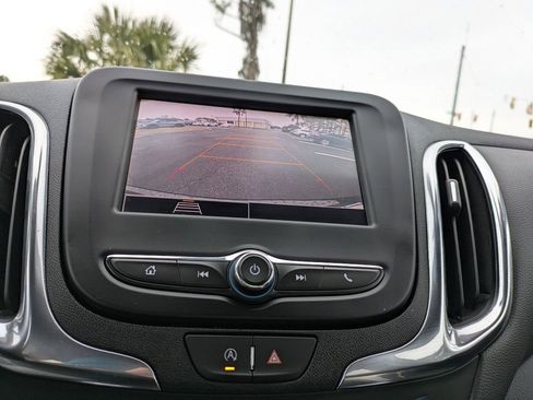 Used 2024 Chevrolet Equinox LT image 16