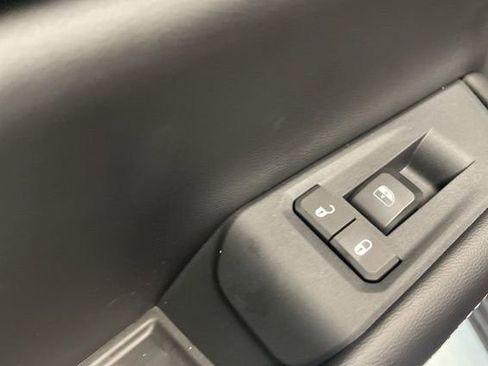 New 2026 Jeep Grand Cherokee Altitude image 23