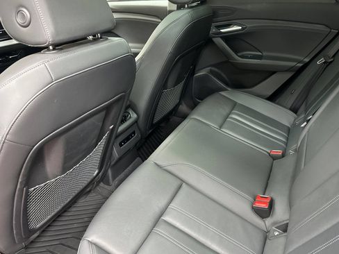 Used 2025 Audi Q6 e-tron Premium w/ Convenience Package AWD/4WD image 16