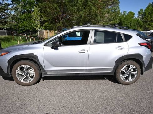 Used 2025 Subaru Crosstrek 2.5i Premium AWD/4WD image 2
