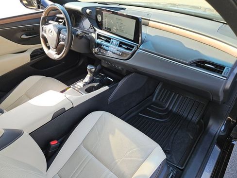 Used 2023 Lexus ES 300h w/ Accessory Package (Z1) FWD image 22