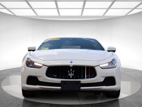 Used 2017 Maserati Ghibli S Q4 AWD/4WD image 2