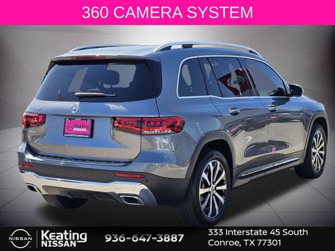 Used 2021 Mercedes-Benz GLB 250 w/ Premium Package image 8