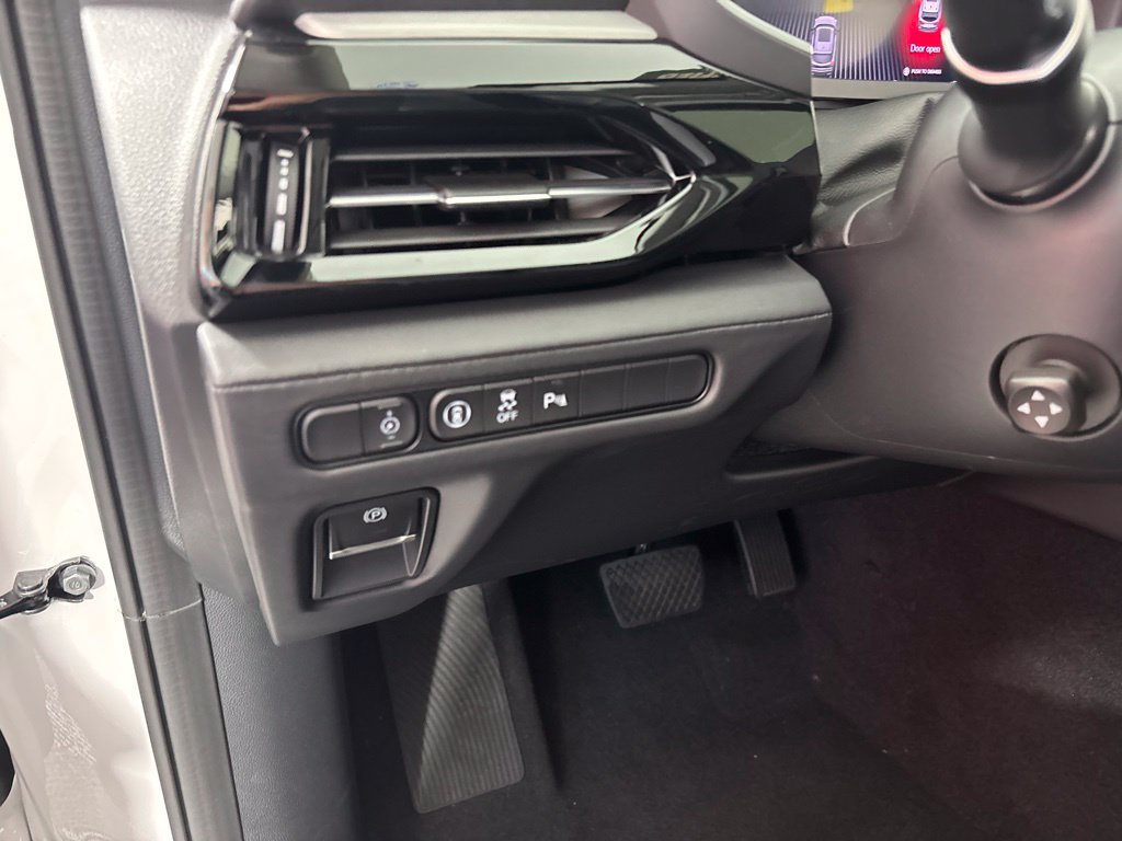 Certified 2025 Acura MDX w/ Technology Package FWD image 28