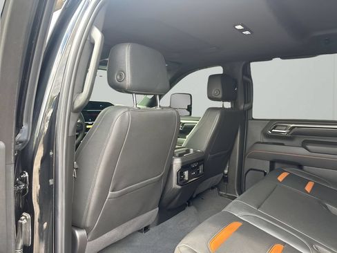 Used 2024 GMC Sierra 2500 AT4 w/ AT4 Premium Plus Package AWD/4WD image 21