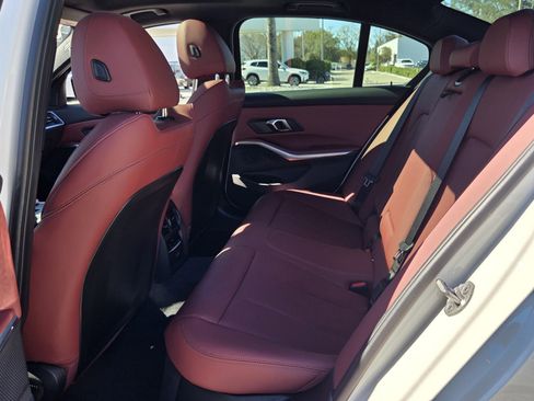 Used 2024 BMW 330i Sedan w/ Premium Package image 11