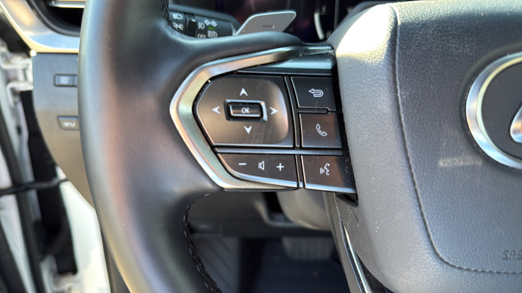 Used 2025 Lexus GX 550 w/ Accessory Package (2T) AWD/4WD image 27