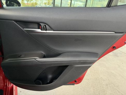 Used 2022 Toyota Camry XSE image 32