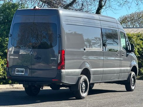 New 2026 Mercedes-Benz Sprinter 2500 image 3