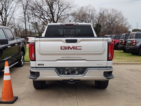 Used 2019 GMC Sierra 1500 SLT w/ SLT Premium Package image 6
