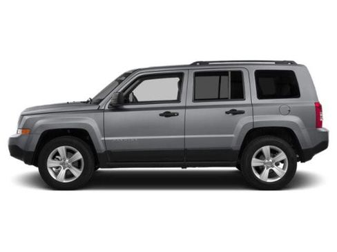 Used 2015 Jeep Patriot Sport w/ Power Value Group image 3