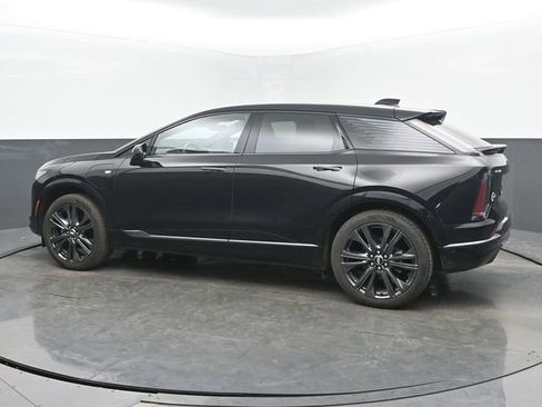 New 2026 Cadillac Optiq Sport 2 w/ LPO, Floor Liner Package image 3