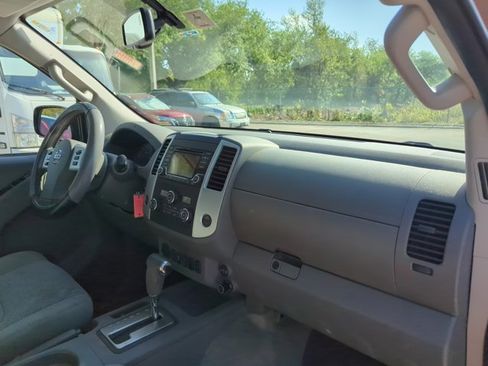 Used 2017 Nissan Frontier SV w/ SV Value Truck Package image 23