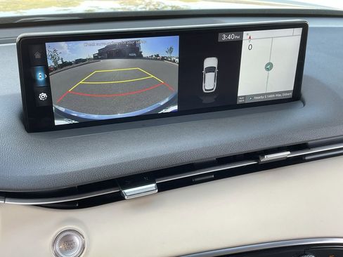 Used 2022 Genesis GV70 2.5T w/ Select Package image 14