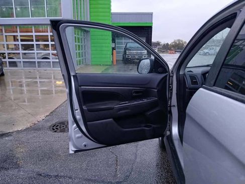 Used 2013 Mitsubishi Outlander Sport ES image 15
