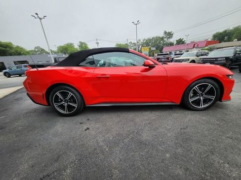 Used 2024 Ford Mustang Premium image 9