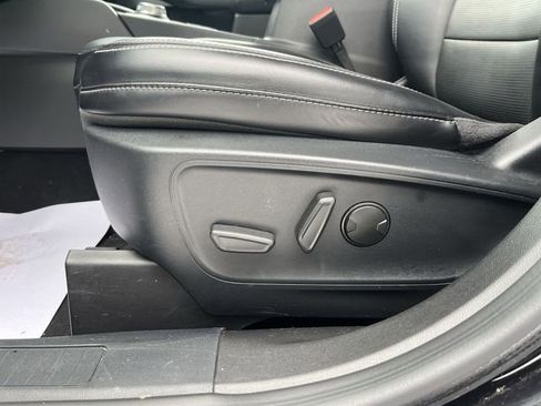 Used 2024 Ford Escape Platinum AWD/4WD image 16