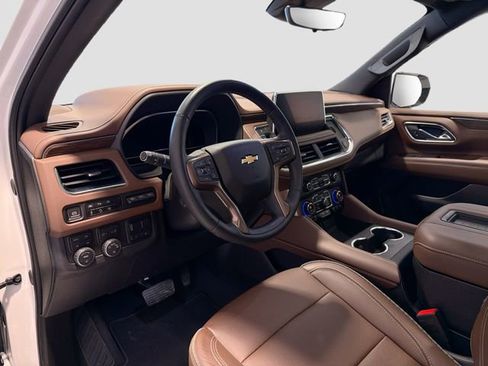 Used 2024 Chevrolet Tahoe High Country image 9