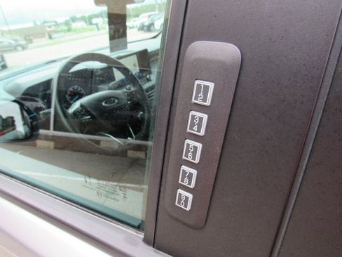 Used 2023 Ford Maverick Lariat w/ Lariat Luxury Package AWD/4WD image 36