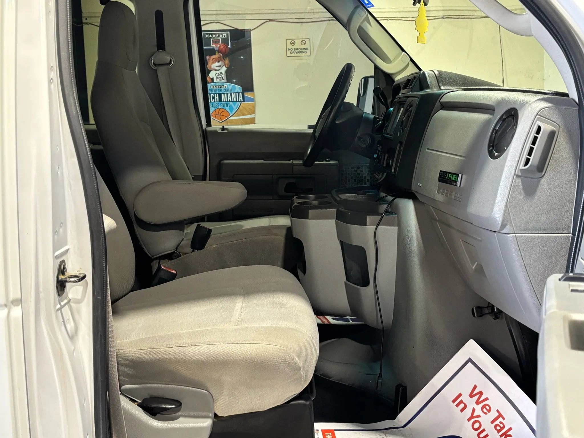 Used 2014 Ford E-350 and Econoline 350 XL RWD image 10
