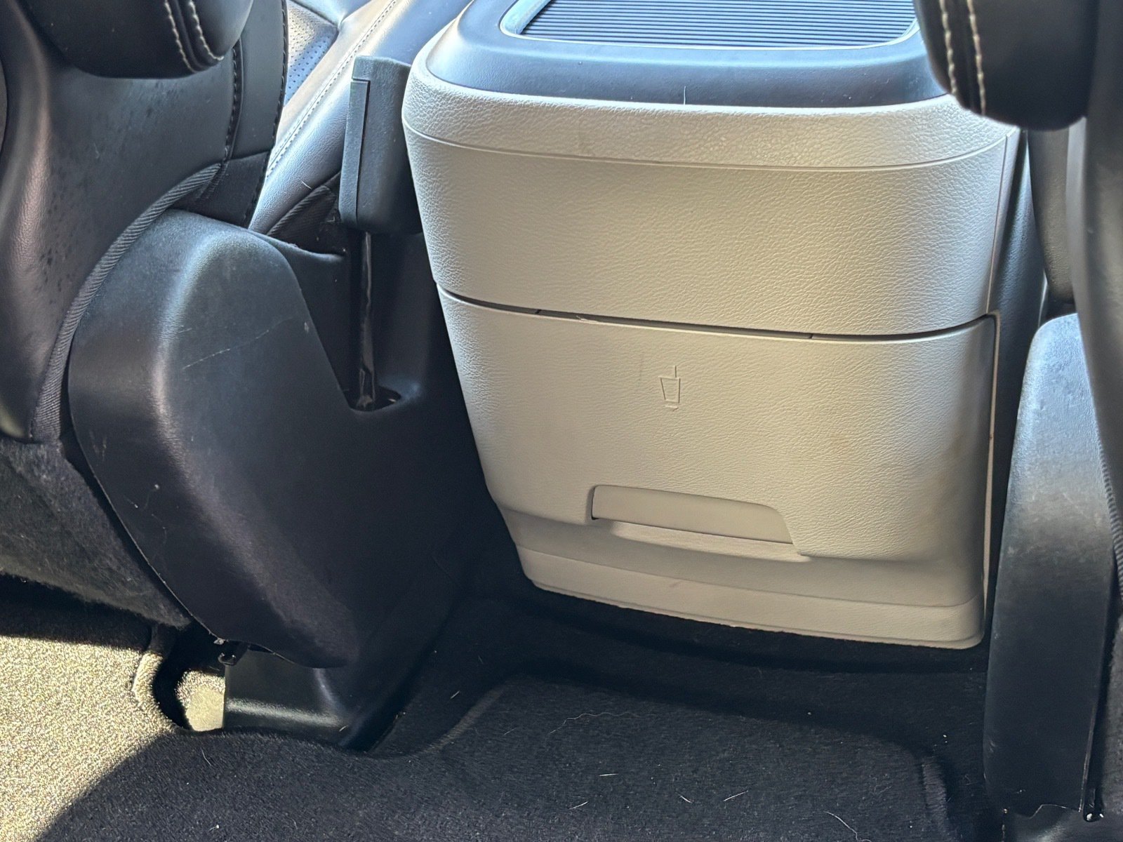Used 2023 Chrysler Pacifica Touring-L FWD image 30