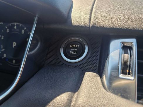 Used 2018 Land Rover Range Rover Sport HSE AWD/4WD image 30