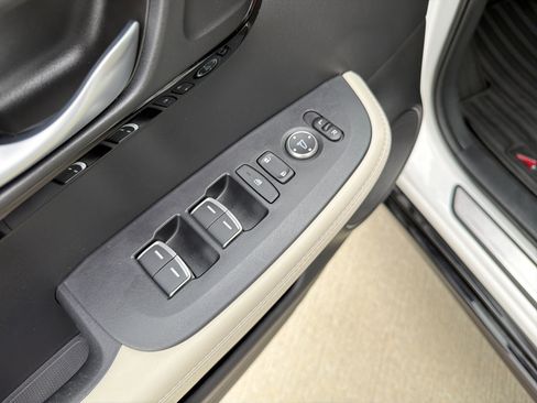 Certified 2025 Acura ADX A-Spec image 15