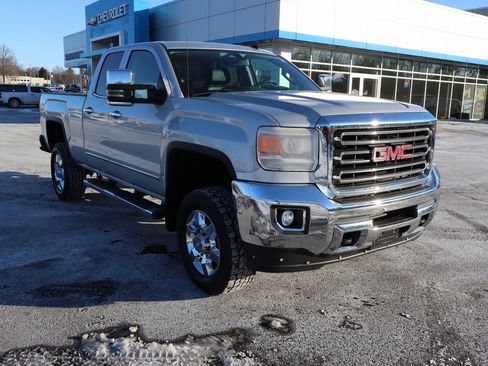 Used 2015 GMC Sierra 2500 SLT image 2