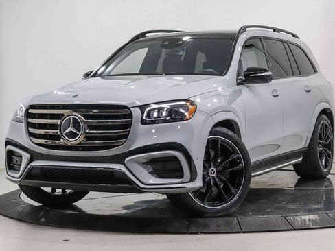 Used 2024 Mercedes-Benz GLS 580 4MATIC image 1