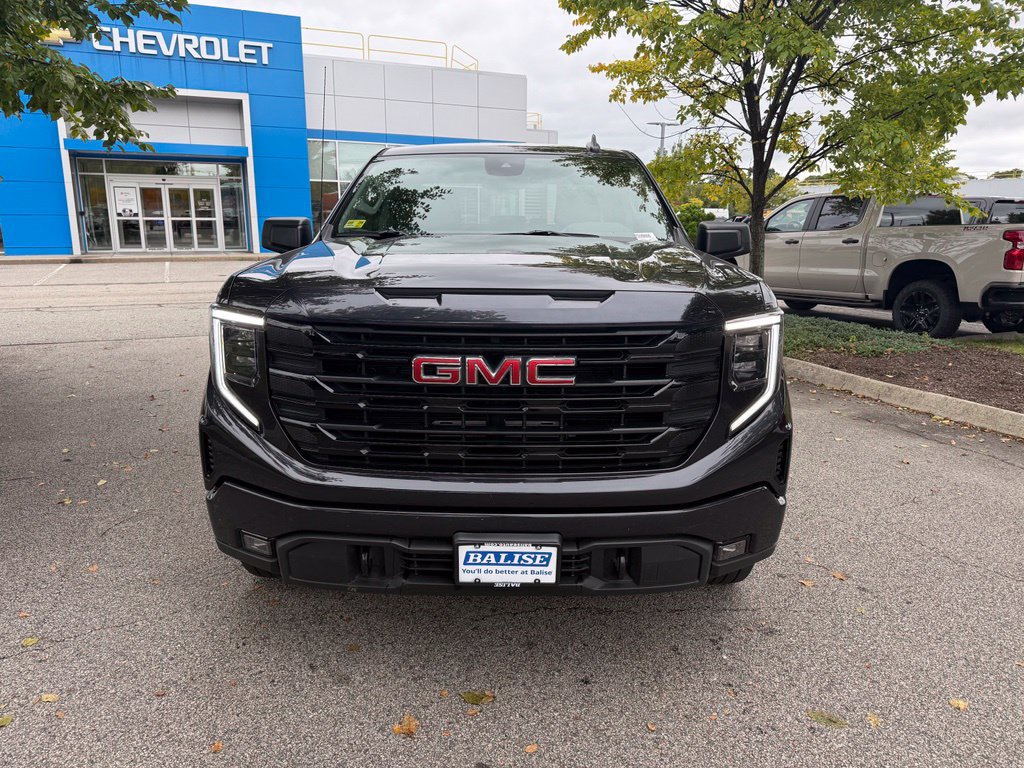 Used 2023 GMC Sierra 1500 Elevation AWD/4WD image 8