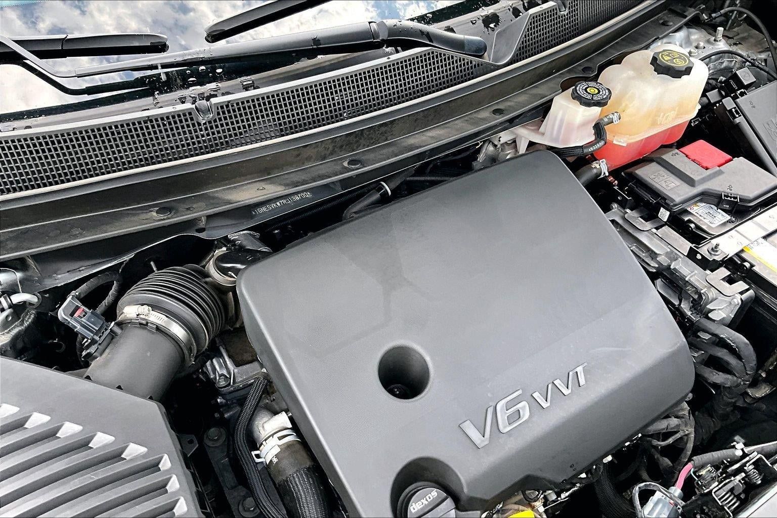 Used 2024 Chevrolet Traverse LT FWD image 33