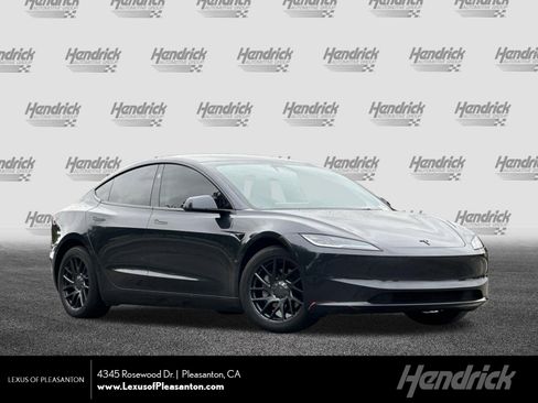 Used 2024 Tesla Model 3 Standard Range RWD image 1