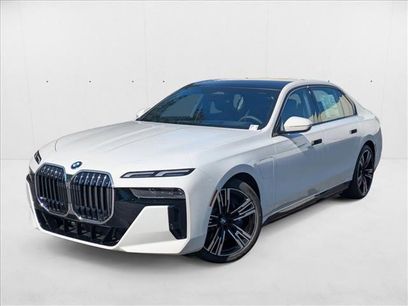 New 2026 BMW 750e xDrive w/ Premium Package