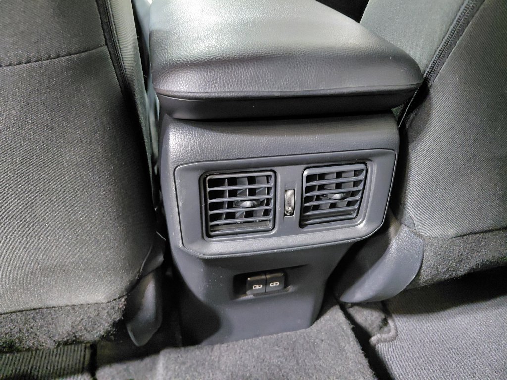 Used 2025 Toyota RAV4 XLE w/ Weather Package AWD/4WD image 39