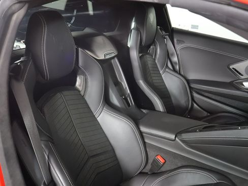 Used 2023 Chevrolet Corvette Stingray Premium Cpe w/ Battery Protection Package RWD image 33