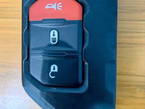 Used 2022 Jeep Gladiator Rubicon w/ LED Lighting Group image 48