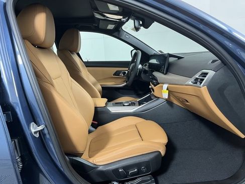 Used 2025 BMW 330i xDrive Sedan w/ Convenience Package image 22