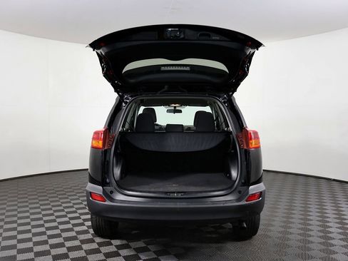 Used 2013 Toyota RAV4 LE image 14