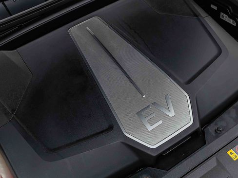 Certified 2023 Kia EV6 GT-Line AWD/4WD image 28