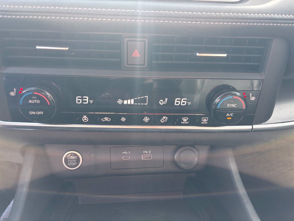 Certified 2023 Nissan Rogue SV w/ SV Premium B Package AWD/4WD image 29