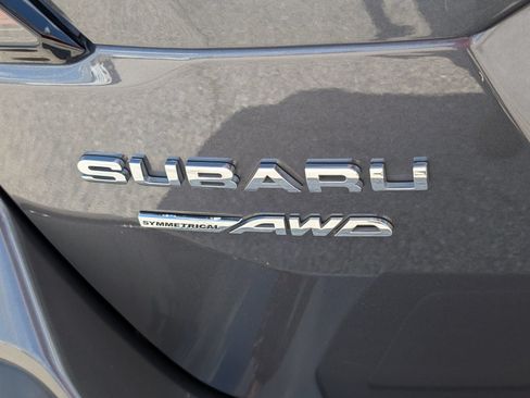 Used 2025 Subaru Outback Limited AWD/4WD image 9