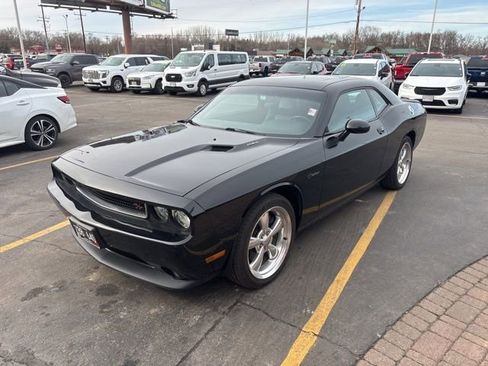 Used 2011 Dodge Challenger R/T image 6