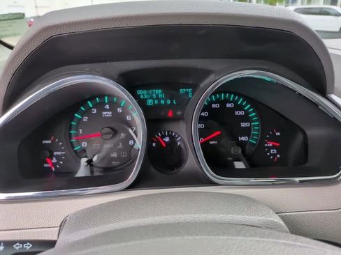 Used 2012 Chevrolet Traverse LT FWD image 21