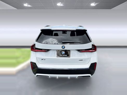 New 2026 BMW X1 xDrive28i w/ Technology Package AWD/4WD image 10