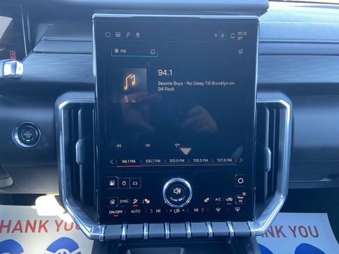 Used 2025 GMC Acadia Elevation image 49