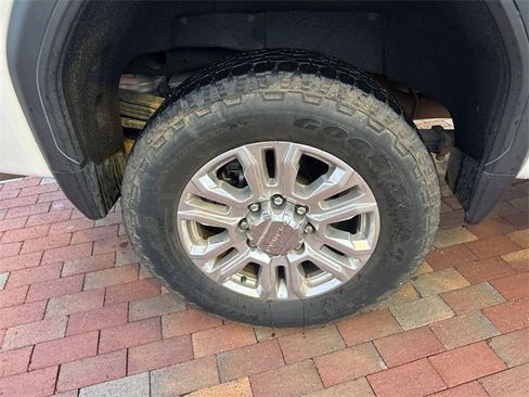 Used 2022 GMC Sierra 2500 Denali w/ Denali Ultimate Package image 15