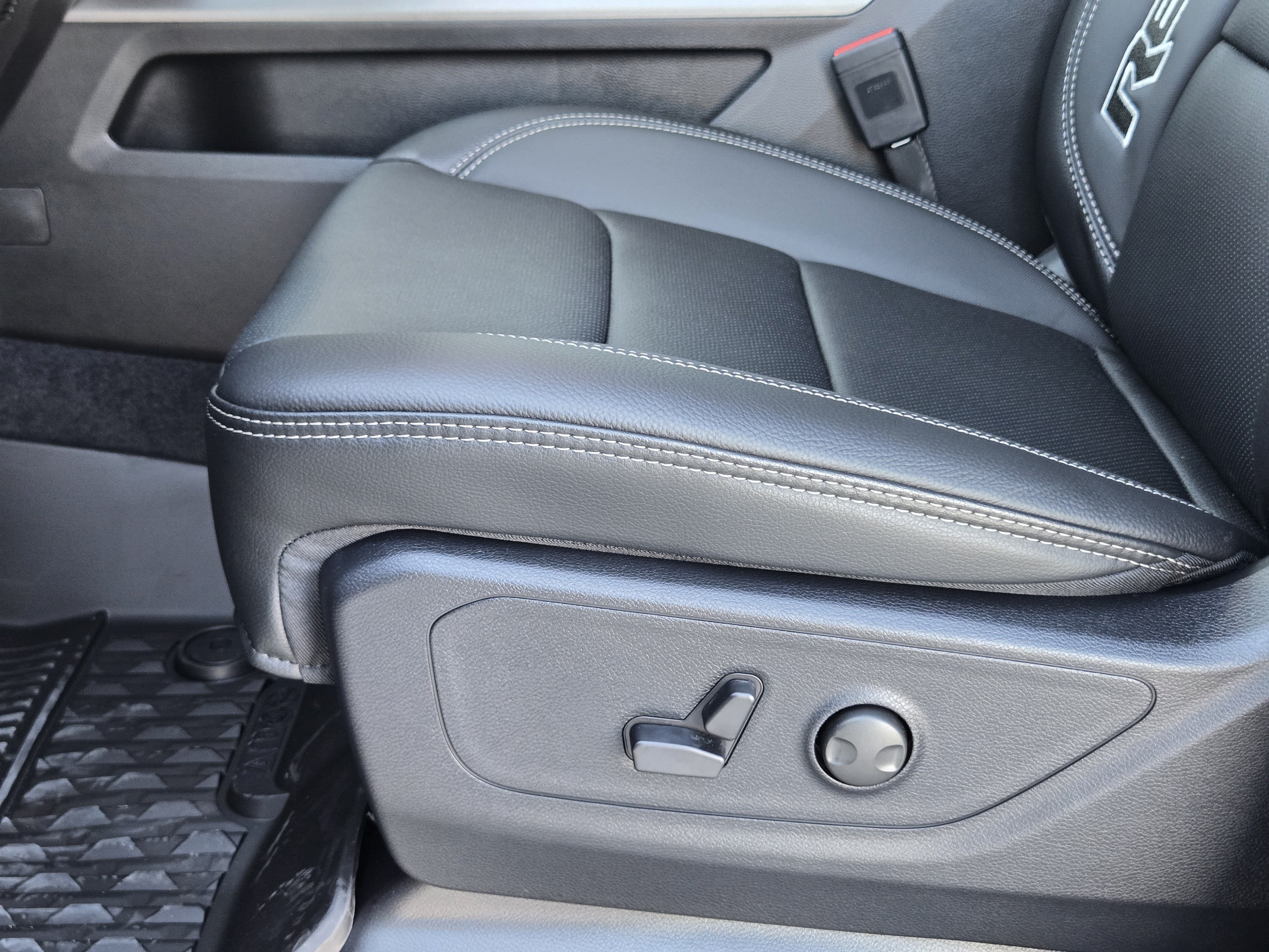 New 2027 RAM 1500 Rebel AWD/4WD image 21